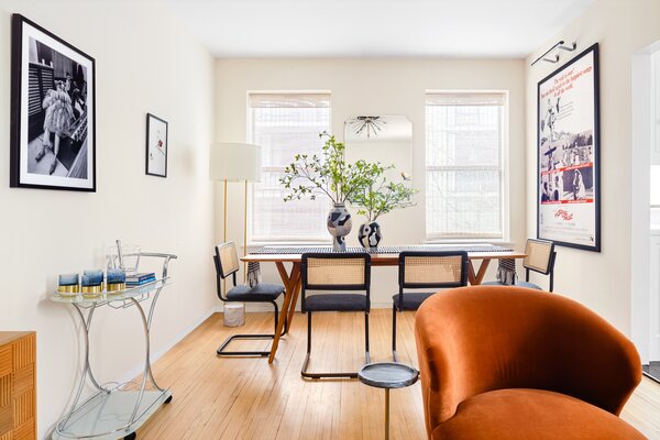 A West Elm dining table was paired with vintage dining chairs Doman scored on Facebook Marketplace.
